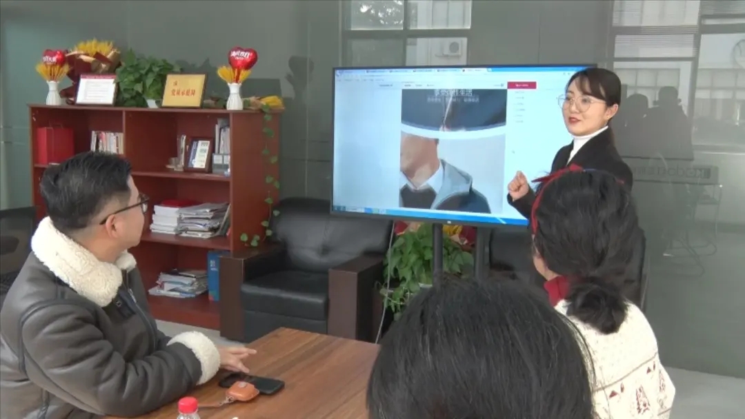 王阿敏4.webp 王阿敏4.webp