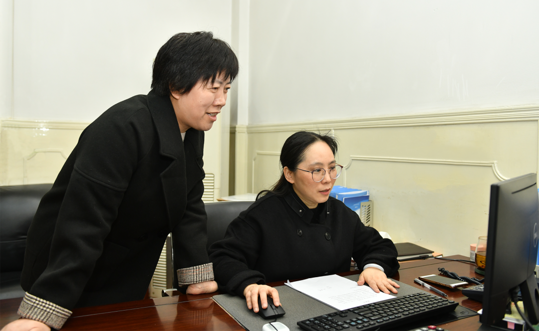 周敏君2 周敏君2