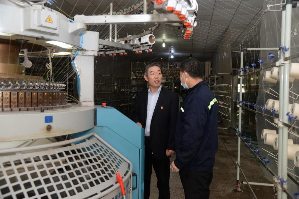 秦岳峰2 秦岳峰2