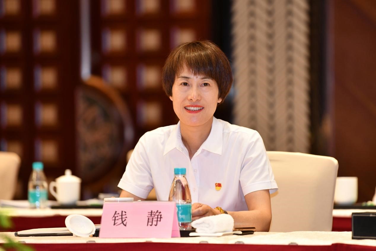 錢靜 錢靜