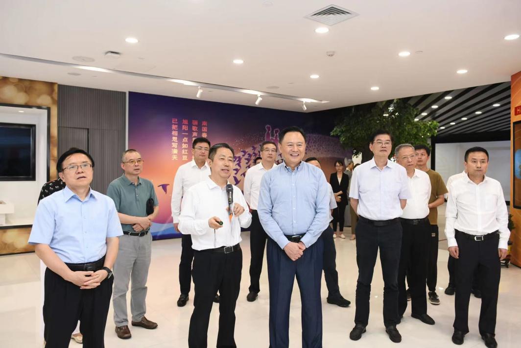 徐留平1 徐留平1