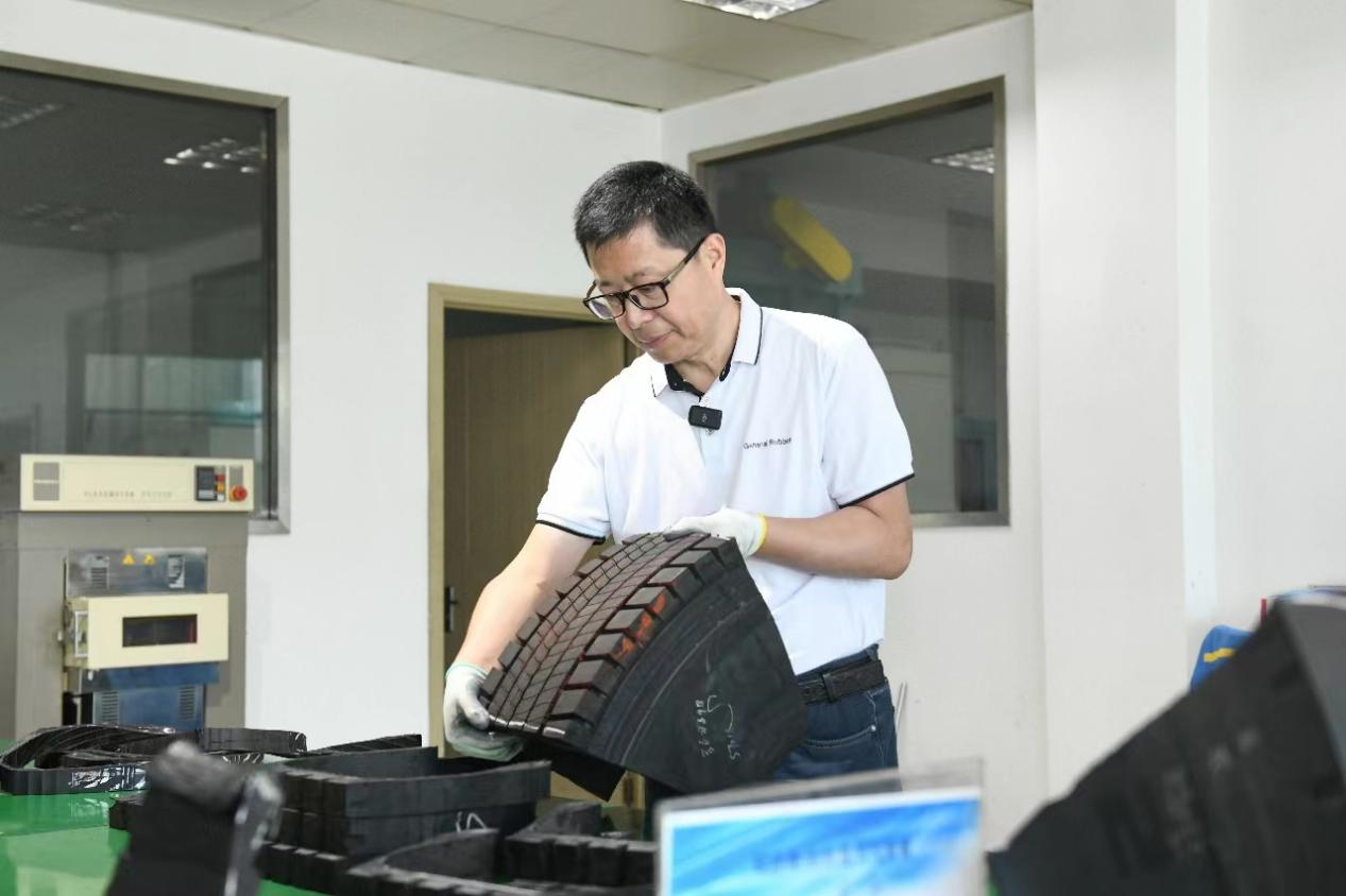 丁振洪2 丁振洪2