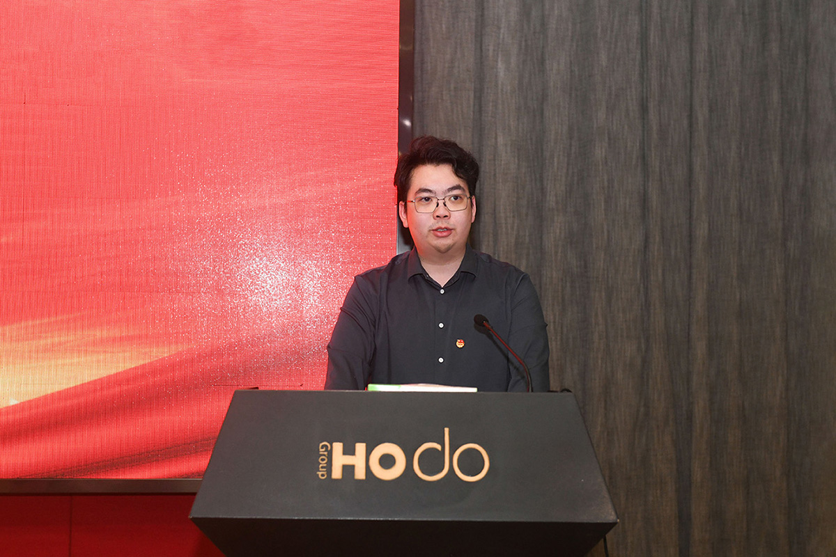 共青團第八次代表大會3 共青團第八次代表大會3