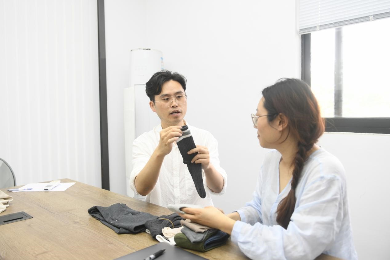 芮良晶2 芮良晶2